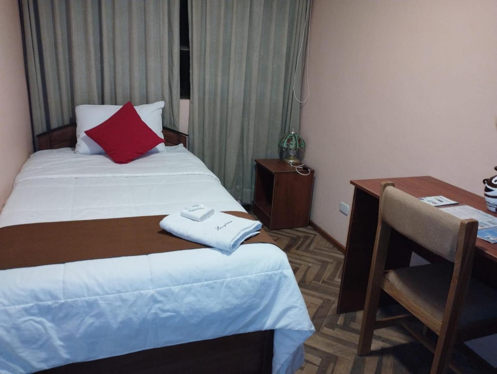 פונו Huaytusive Inn Hotel מראה חיצוני תמונה